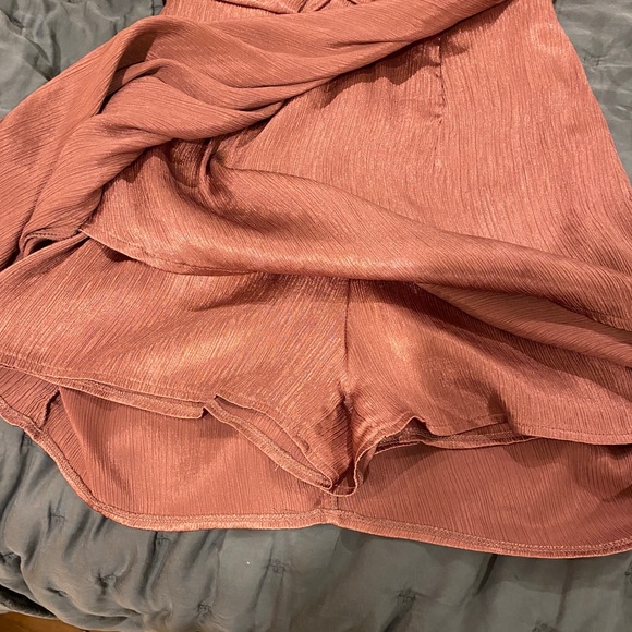 Silk Material Strapless Dress Romper - Picture 6 of 6